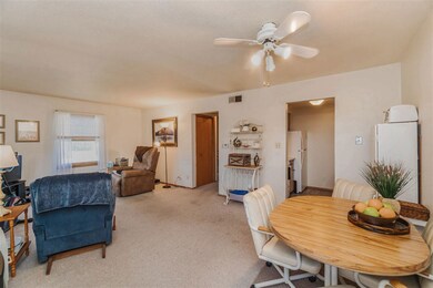 2421 Crescent Unit 3, Cedar Falls, IA 50613 - photo 3