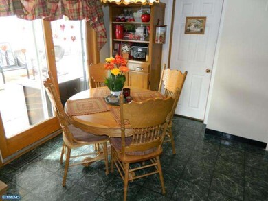 88 Greenwood Dr, Blackwood, NJ 08012 - photo 5