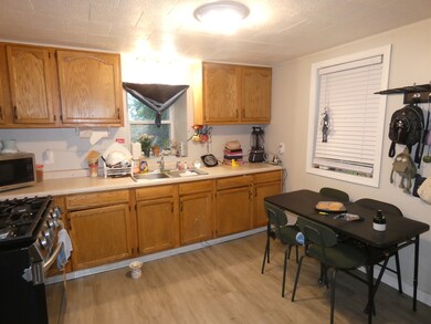 373 N Adams St, Kankakee, IL 60901 - photo 6