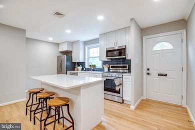 3306 Landover St, Alexandria, VA 22305 - photo 7