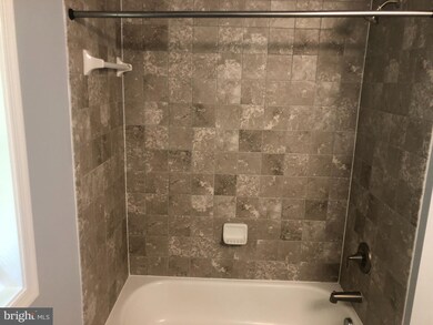 15210 Peerless Ave, Upper Marlboro, MD 20772 - photo 3