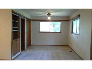 Studio/Study/Office.