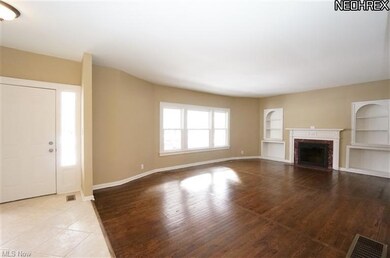 3305 Euclid Heights Blvd, Cleveland, OH 44118 - photo 3
