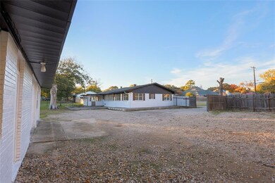 9200 Martin Dr, North Richland Hills, TX 76182 - photo 3