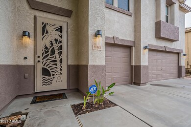 11463 E Renata