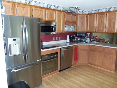 4 Walnut Dr, Windham, ME 04062 - photo 3