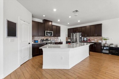 6713 Ondantra Bend, Austin, TX 78744 - photo 3