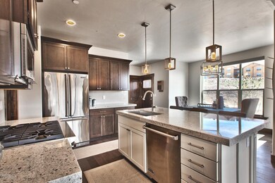 Black Rock Ridge Juniper Model-large-007