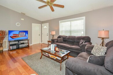 2331 SW Kent Cir Port St Lucie-large-002