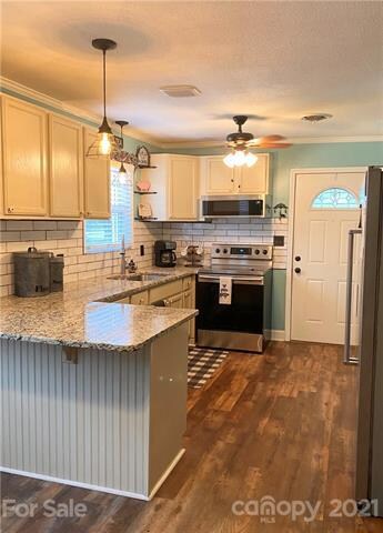 2018 Townview Dr, Kannapolis, NC 28081 - photo 3