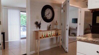 Greatroom Kitchen Entry