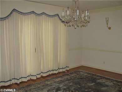 Dining Room - Wood Floors access to nice deck!