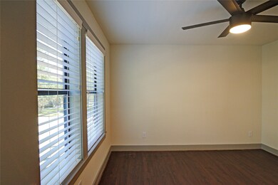 2100 Woodhead St unit 202, Houston, TX 77019 - photo 7