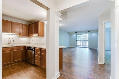 1350 Douglas Dr N unit 205, Golden Valley, MN 55422 - photo 4