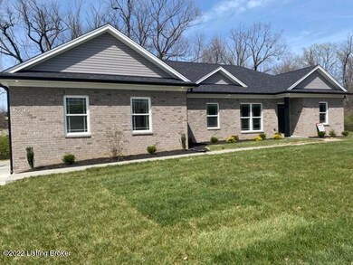 7007 E Manslick Rd, Louisville, KY 40228 - photo 2
