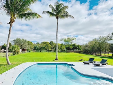 4830 SW 188th Ave, Southwest Ranches, FL 33332 - photo 2