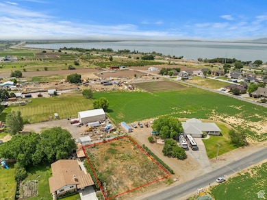 295 W Center St, Willard, UT 84340 - photo 2