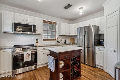 Kitchen w/ New Appliances