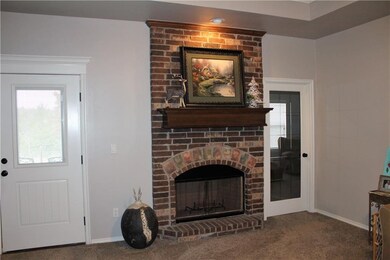Beautiful Wood Burning Fireplace w/Stained Mantle!