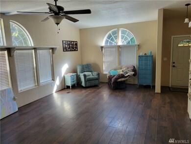 9004 313th Street Ct E, Eatonville, WA 98328 - photo 2