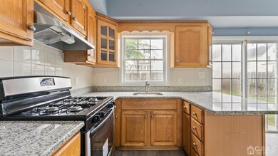 30 N Whittier St, Carteret, NJ 07008 - photo 6