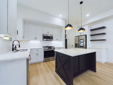 4008 Rutland St, Houston, TX 77018 - photo 2