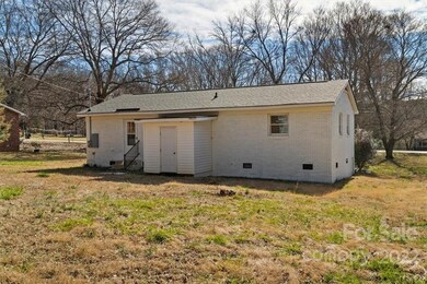 1164 Faulkner Rd, Clover, SC 29710 - photo 7