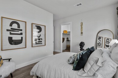 476 Suffield Dr unit 812, Buda, TX 78610 - photo 2