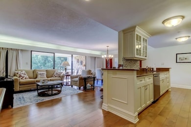 36750 US Highway 19 N unit 23-213, Palm Harbor, FL 34684 - photo 2