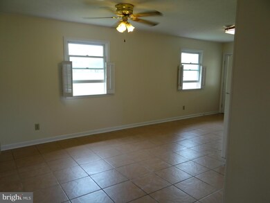 14653 Sherwood Dr, Greencastle, PA 17225 - photo 4