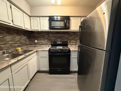 6602 Vandre Ave, Louisville, KY 40228 - photo 4