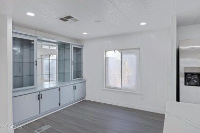 1446 E 23rd Ave-8