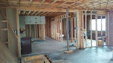 4 Claire St, Rochester, NH 03867 - photo 4