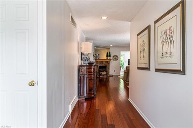 Extra-wide hallway to the great room.
