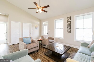 19 Moonstone Dr, Kearneysville, WV 25430 - photo 5