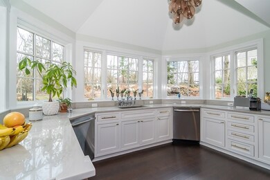 14 Deerfield Rd, Wellesley Hills, MA 02481 - photo 5