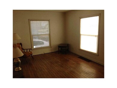 Family Room-L1.