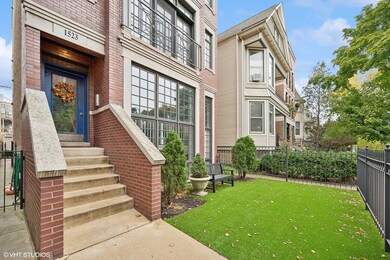 1523 W Roscoe St unit 2, Chicago, IL 60657 - photo 2