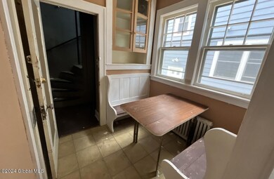 902 Park Ave, Albany, NY 12208 - photo 7