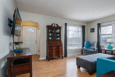 007-Living_Room-5435226-medium