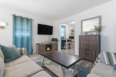 1924 Locke Ave, Waterloo, IA 50702 - photo 5