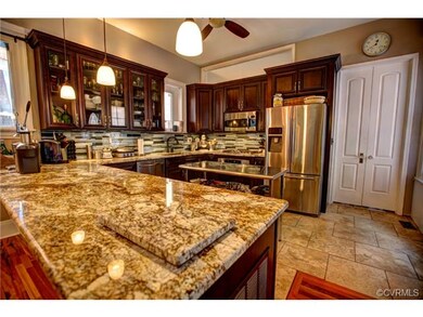Unit 1- Kitchen features stainless appliances, gor