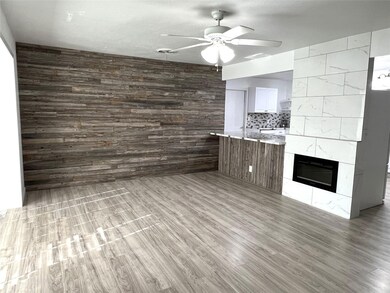 1032 Reed St, Hurst, TX 76053 - photo 5