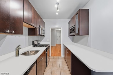 2520 John F. Kennedy Blvd unit 2C, Jersey City, NJ 07304 - photo 7