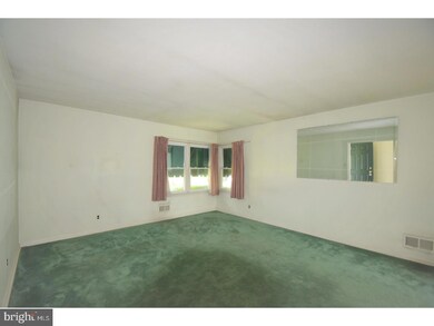 43 Whitehall Cir, Wilmington, DE 19808 - photo 6