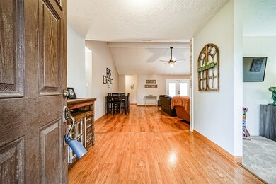 500 Belmont Dr, Friendswood, TX 77546 - photo 5