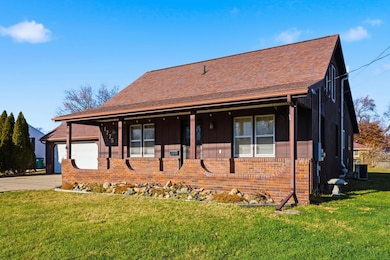 1775 Michigan Dr, Evansdale, IA 50707 - photo 2