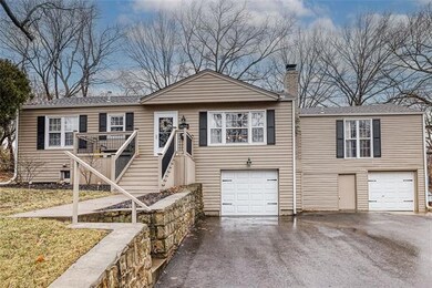 5520 Perry Ln, Shawnee, KS 66203 - photo 2