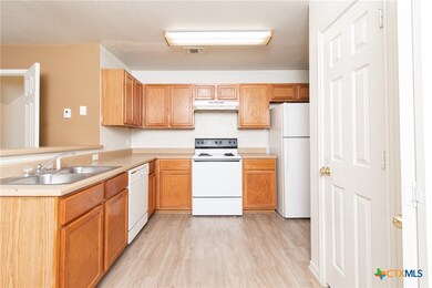 602 N Main St unit B, Copperas Cove, TX 76522 - photo 6