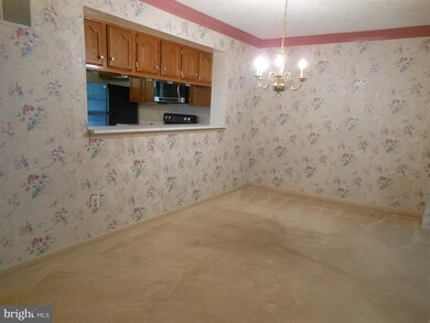 2724 Valley Park Dr, Baltimore, MD 21209 - photo 7